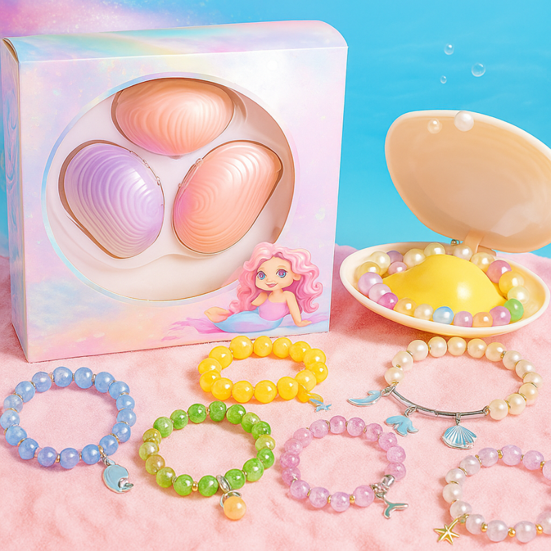 Gros plan sur des perles multicolores pour bijoux d'enfants