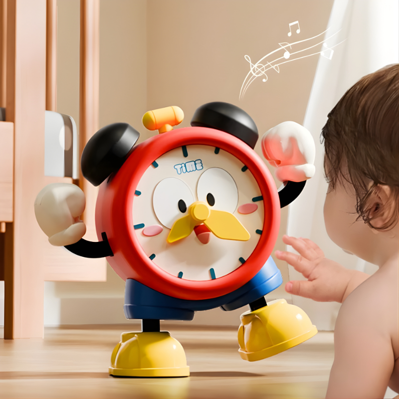 Enfant jouant avec horloge interactive lumineuse