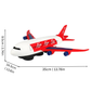 Avion jouet lumineux en plastique ABS sur fond blanc