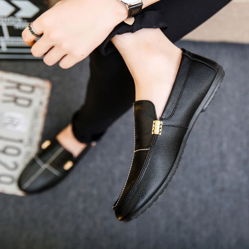 Mocassins en simili cuir avec bande sur talon