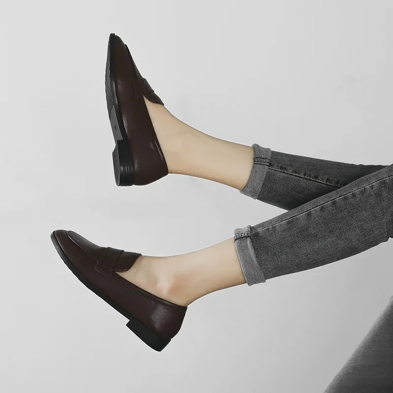 Gros plan sur la semelle ergonomique des mocassins