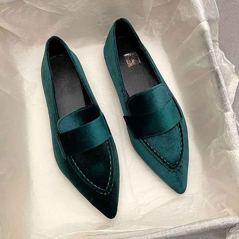 Mocassins en velours, adaptés aux styles variés