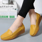 Gros plan sur la semelle antidérapante des mocassins