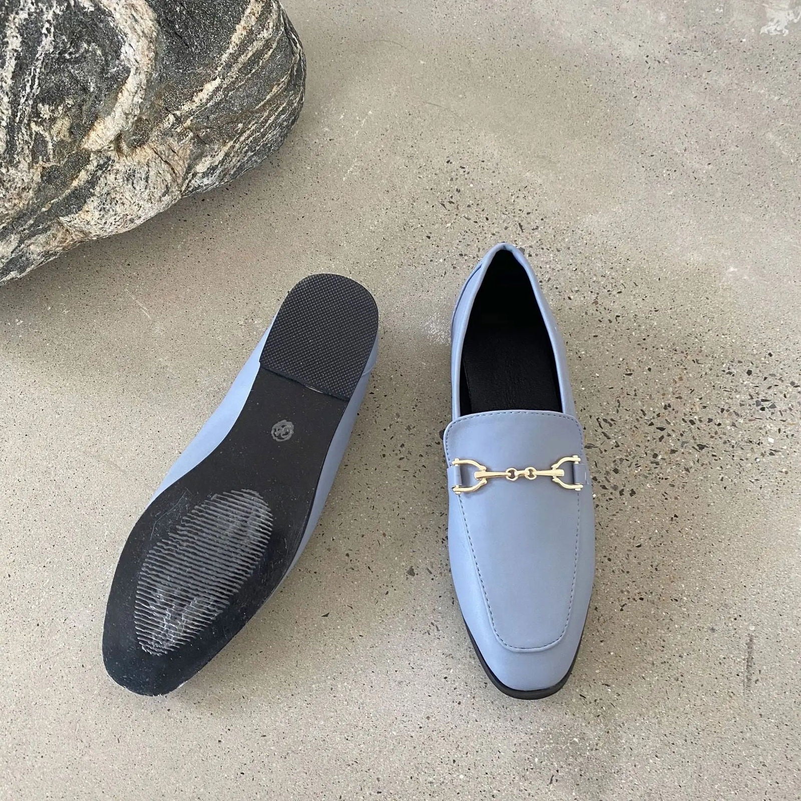 Mocassins en cuir avec semelle antidérapante pour plus de sécurité