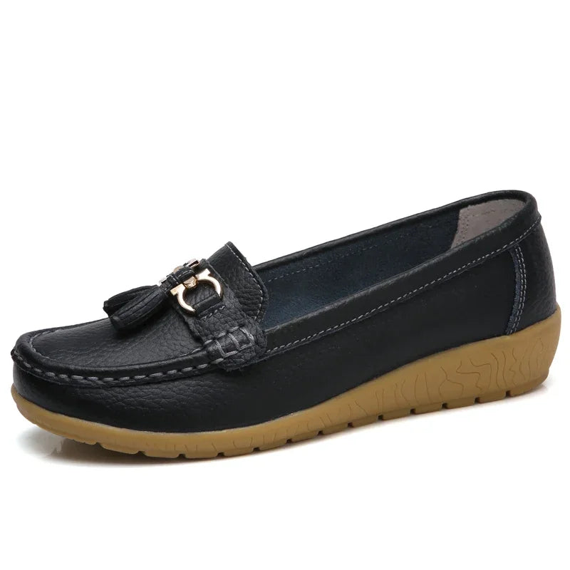 Mocassins portés avec tenue décontractée