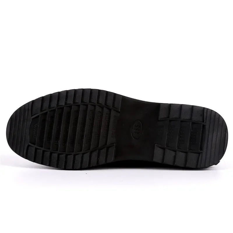 Intérieur des mocassins montrant la doublure respirante