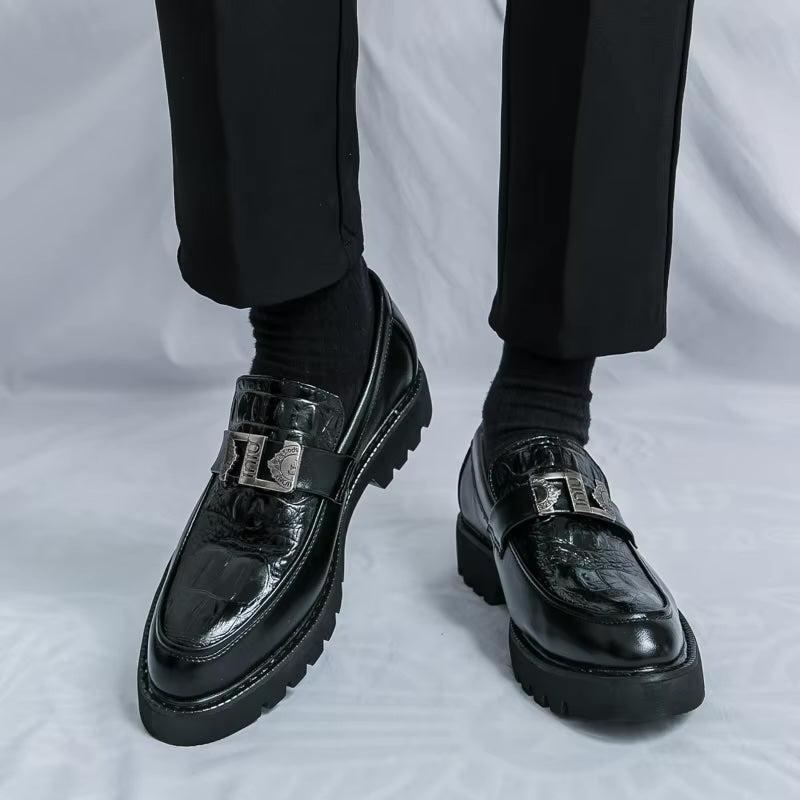 Mocassins en cuir verni, doublure respirante visible