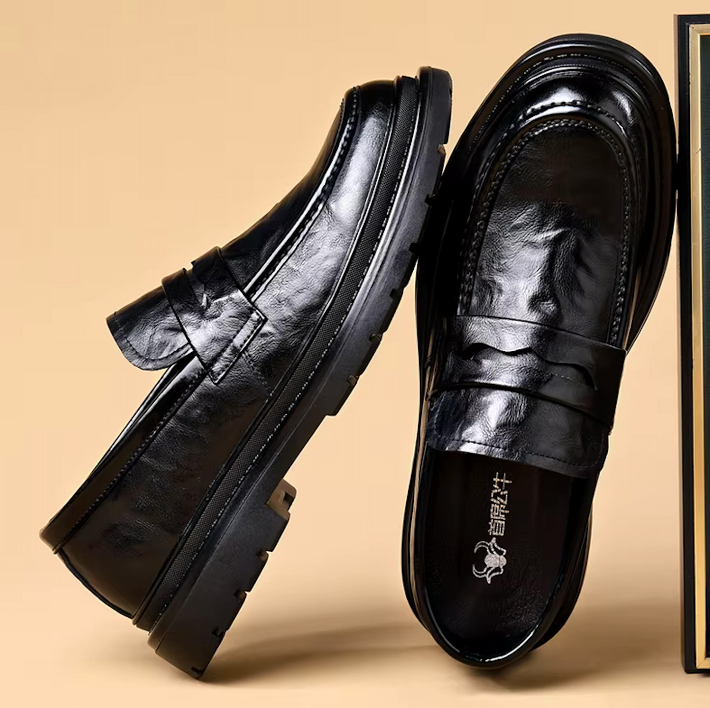 Vue arrière des mocassins montrant le talon renforcé
