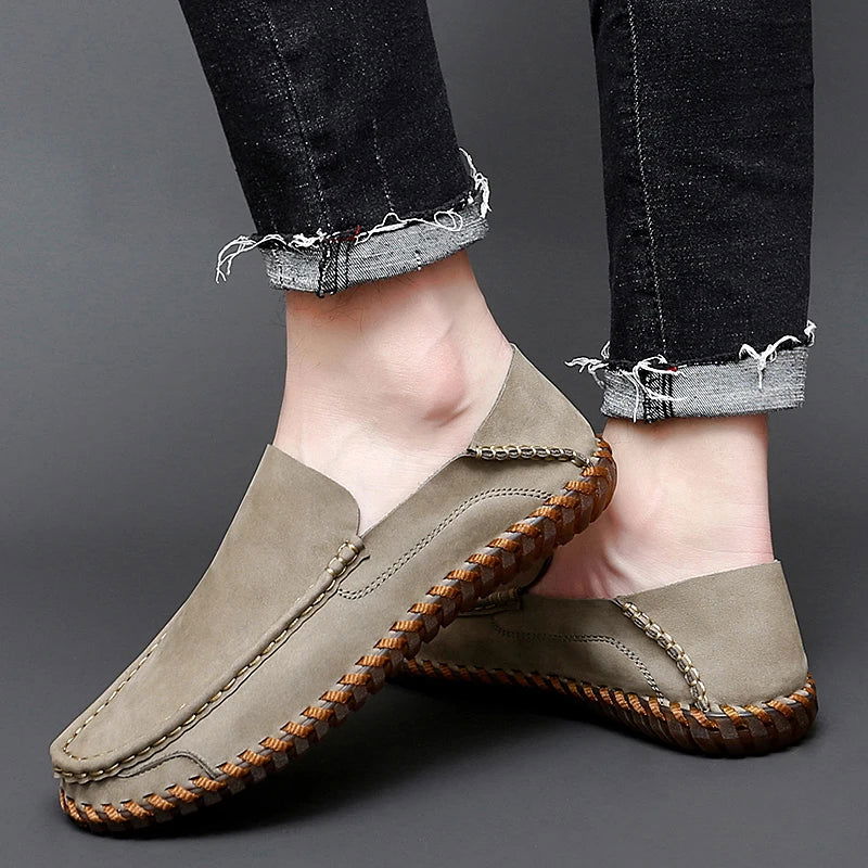 Semelle souple et ergonomique des mocassins en daim