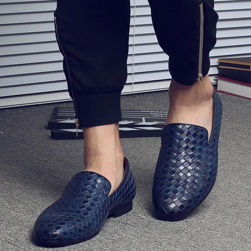 Semelle antidérapante des mocassins en cuir noir