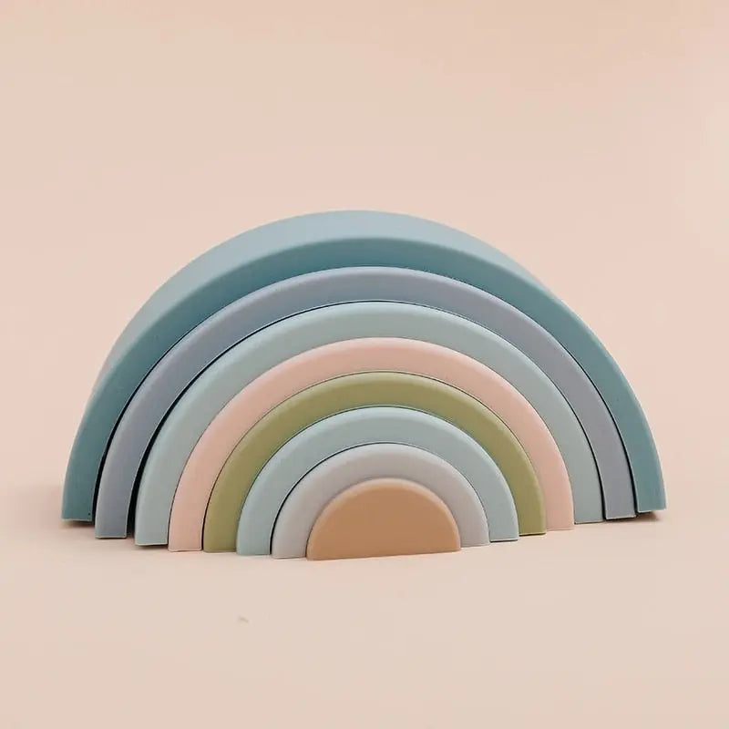 Vue rapprochée des pièces en bois colorées à assembler