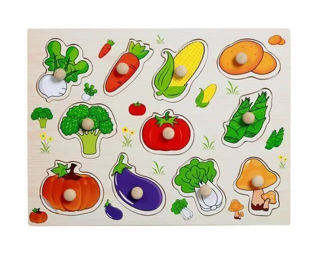 Ensemble de légumes en bois sur un plateau éducatif