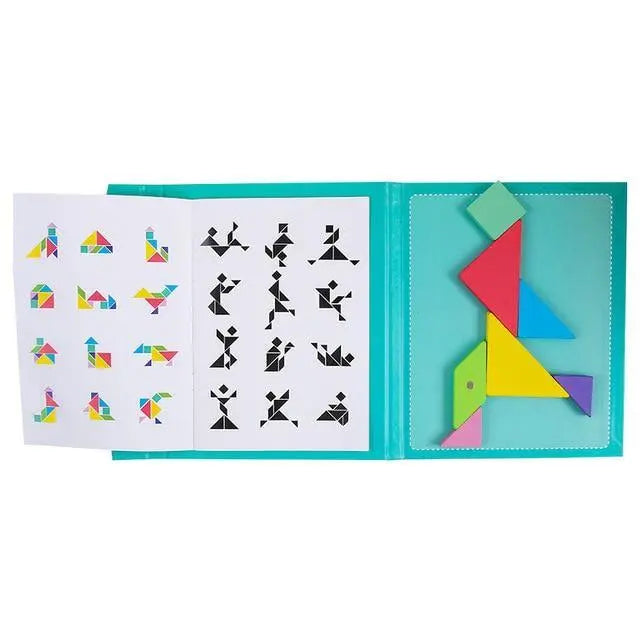 Ensemble complet de Tangram avec différentes formes géométriques