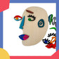 Enfant jouant avec un puzzle en bois sur les expressions faciales