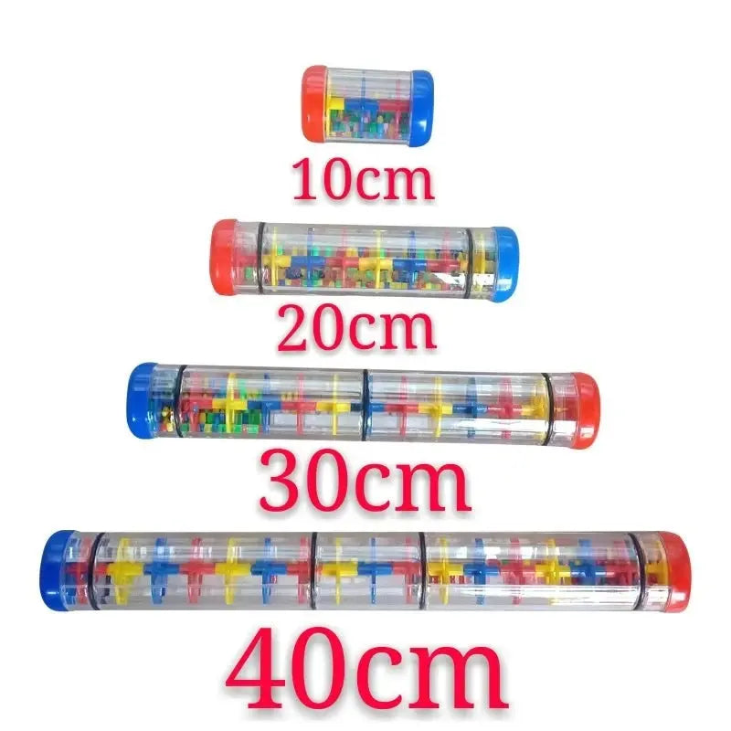 Gros plan sur les billes multicolores du bâton de pluie
