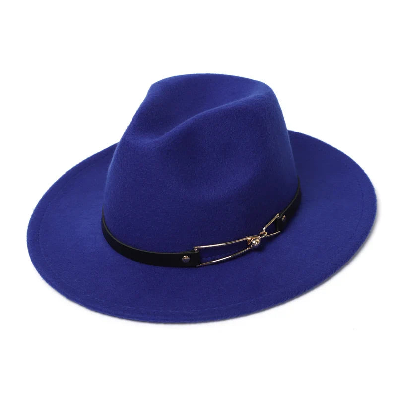 Chapeau Fedora avec ombre sur un fond texturé