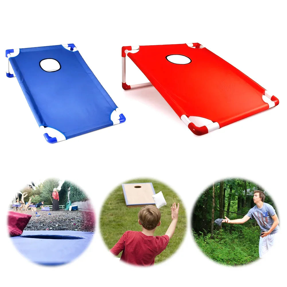 Planche Cornhole avec sacs de lancer rouges et bleus