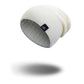 Détail du tricot doux du bonnet en gros plan