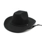 Chapeau cowboy en cuir sur fond neutre