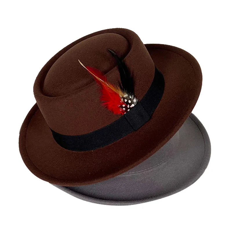 Gros plan sur la texture du tissu d'un chapeau Fedora