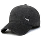 Détail du tissu texturé en coton doux de la casquette