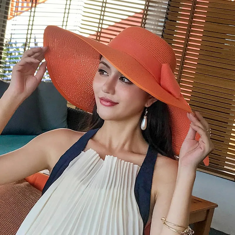 Vue de dessus d'un chapeau de paille, ombre portée