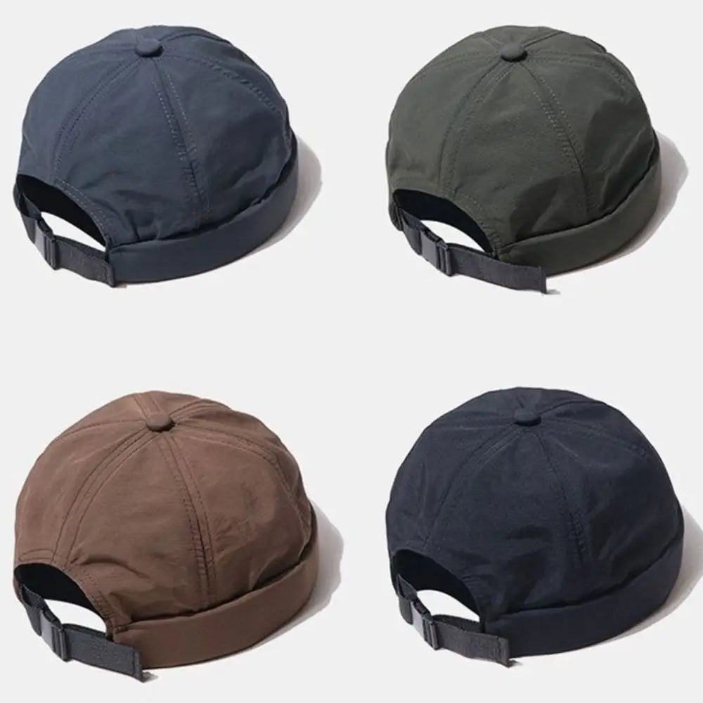 Vue latérale du bonnet montrant la texture du tissu