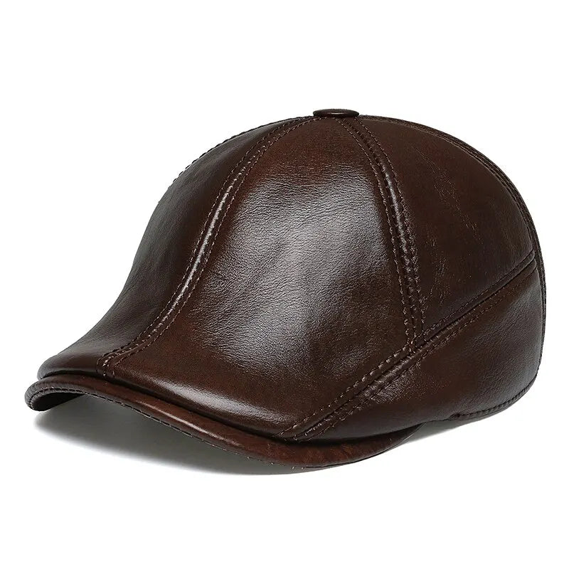 Gros plan sur la texture du cuir du béret masculin