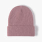 Détail de la maille du bonnet, mettant en avant sa qualité