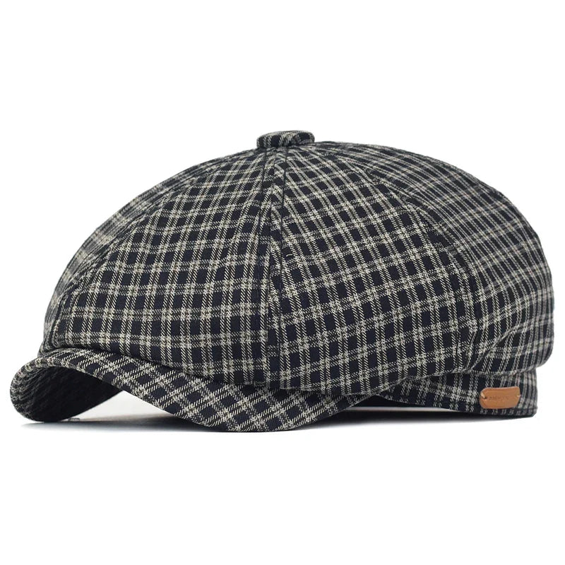 Casquette Gavroche sur fond neutre, soulignant son style intemporel