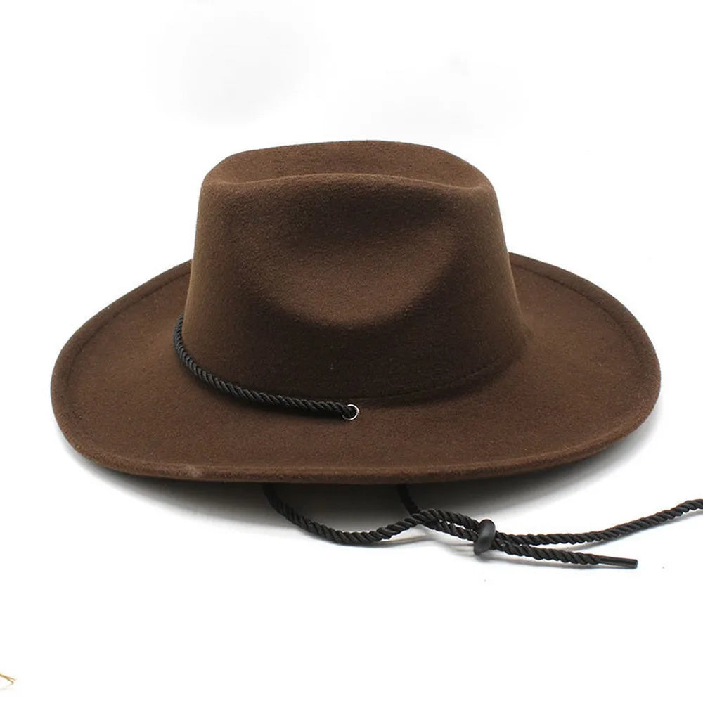 Vue arrière d'un chapeau cowboy montrant la bordure