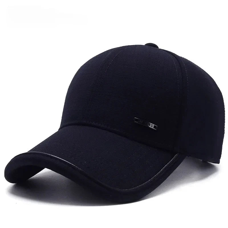 Casquette en lin avec ombre douce sur le côté