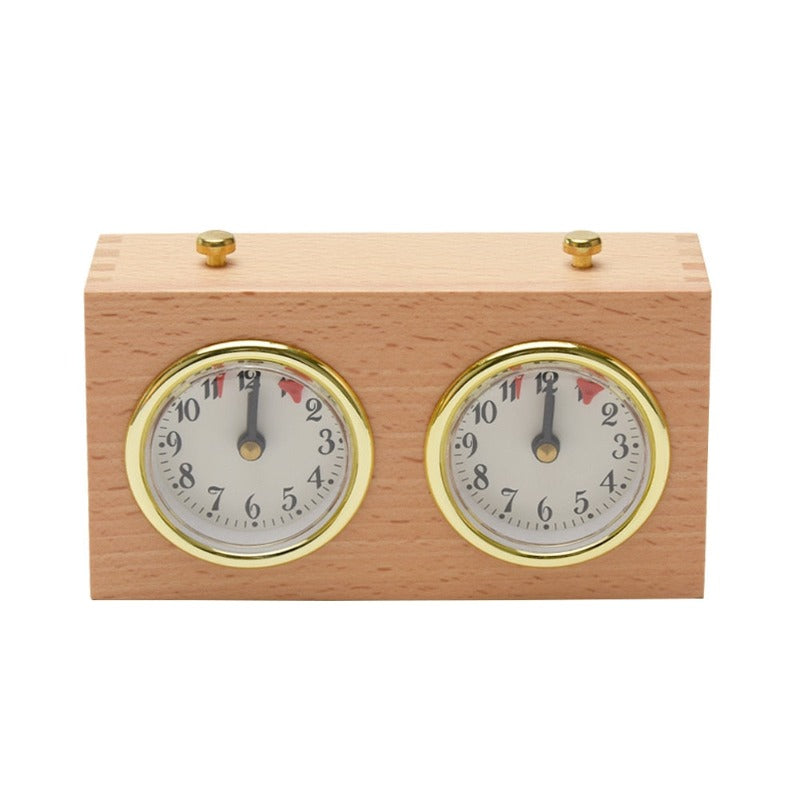 Mécanisme d'horlogerie de la pendule en gros plan