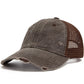 Vue de dessus d'une casquette avec texture délavée