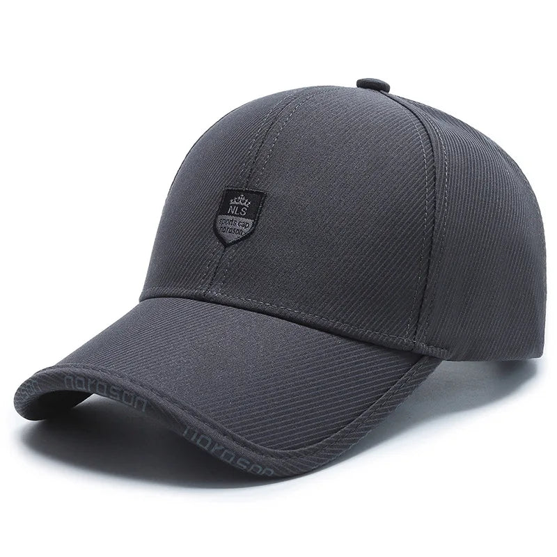 Vue arrière de la casquette montrant l'ajustement