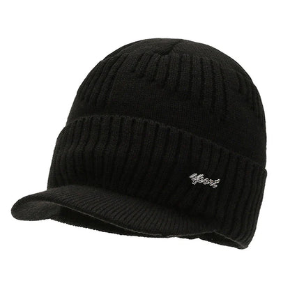 Bonnet en maille sur fond neutre, coupe minimaliste