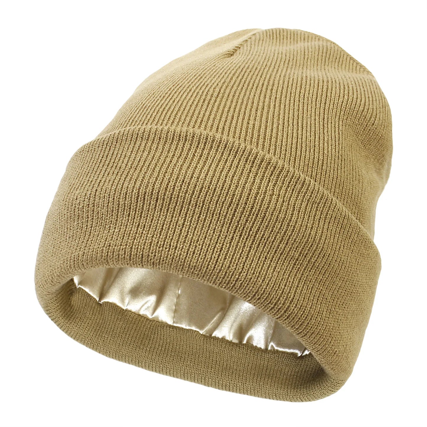 Bonnet en satin rouge, détail du bord élastique