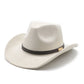 Silhouette d'un chapeau cowboy au coucher du soleil