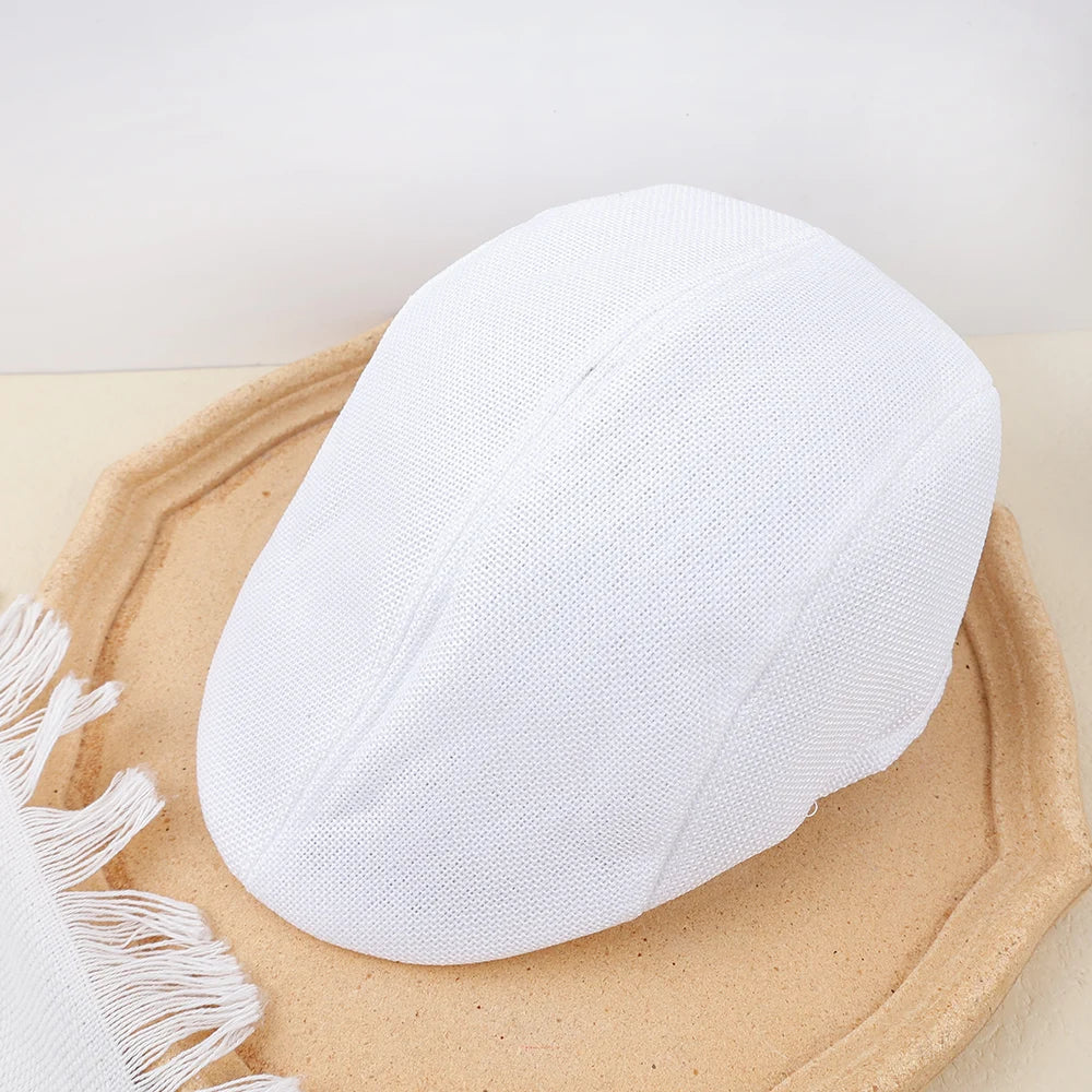 Vue de dessus d'un béret en coton, détails du tissage