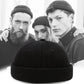 Bonnet Docker bleu avec bord retroussé, style marin