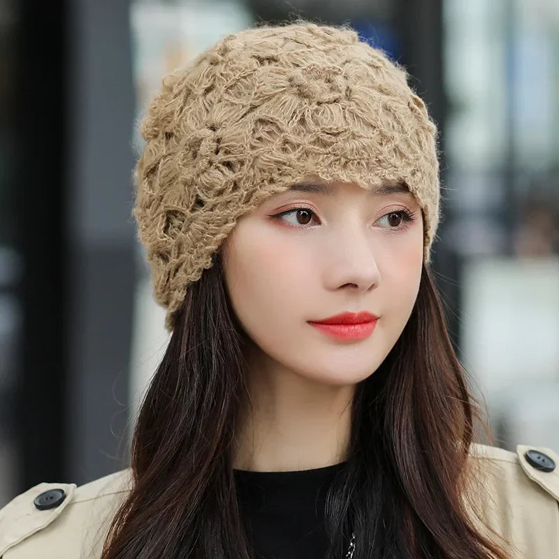 Détail de la maille torsadée d'un bonnet chaud