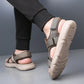 Sandales à talon plat adaptées aux balades urbaines
