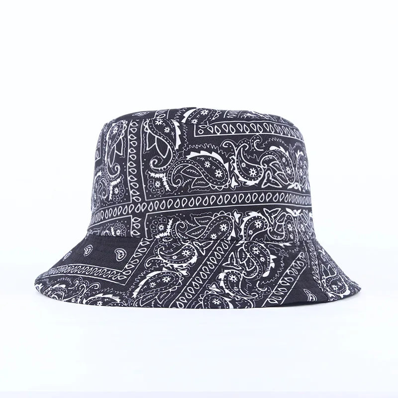 Bob violet, motif bandana, vue en gros plan