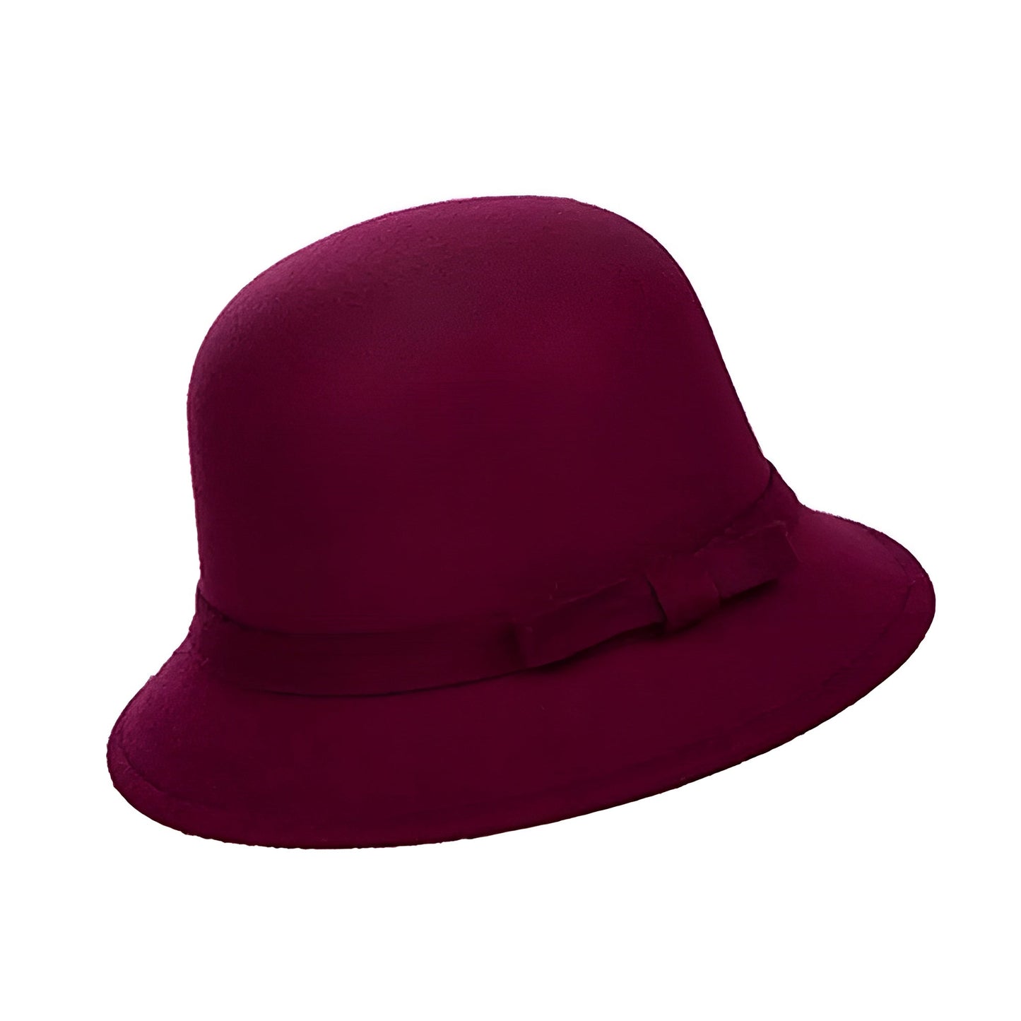 Détail d'un chapeau cloche avec motif floral brodé