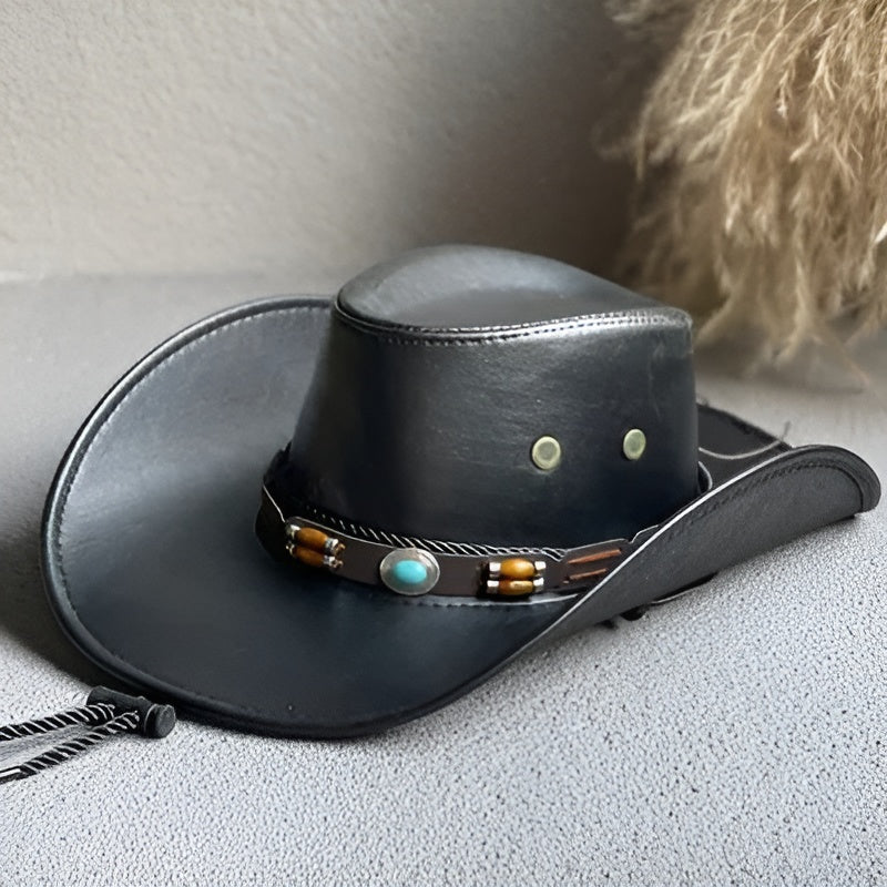 Détail du cordon sur un chapeau cowboy en cuir