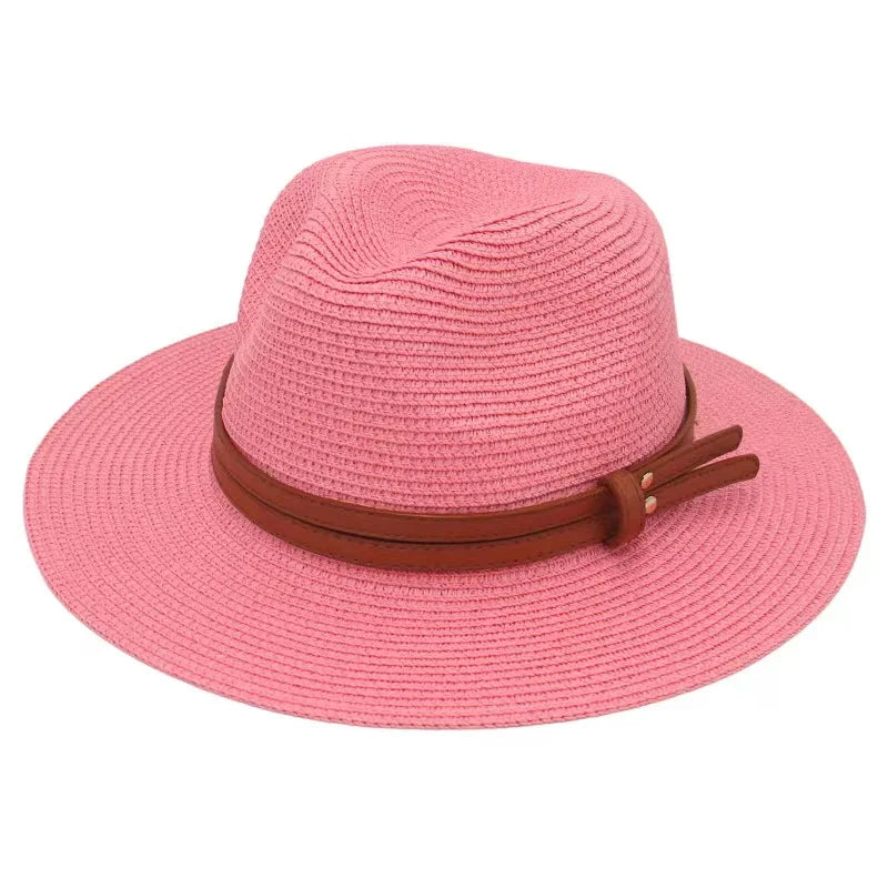 Détail du bord du chapeau Panama en paille
