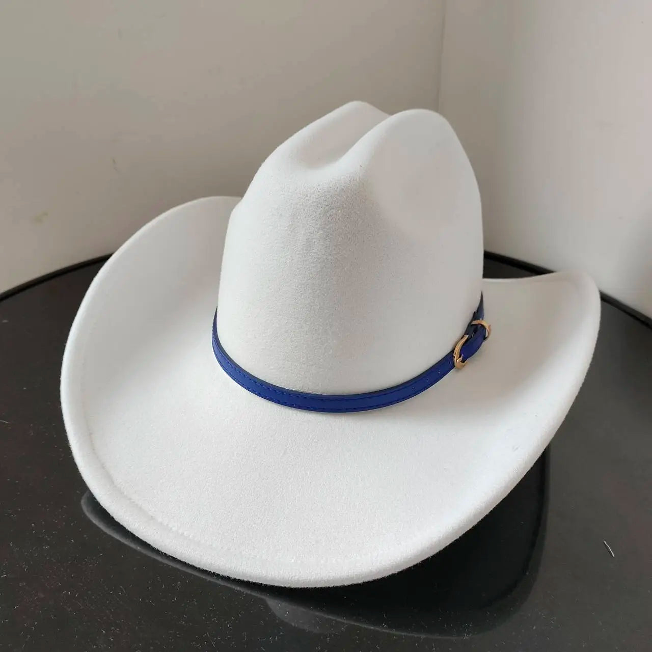 Détail du cordon authentique sur chapeau cowboy