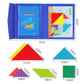 Enfant jouant avec un tangram magnétique, concentré sur le puzzle