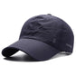 Casquette avec ajustement à l'arrière, boucle métallique