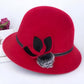 Chapeau cloche sur mannequin, mise en scène élégante